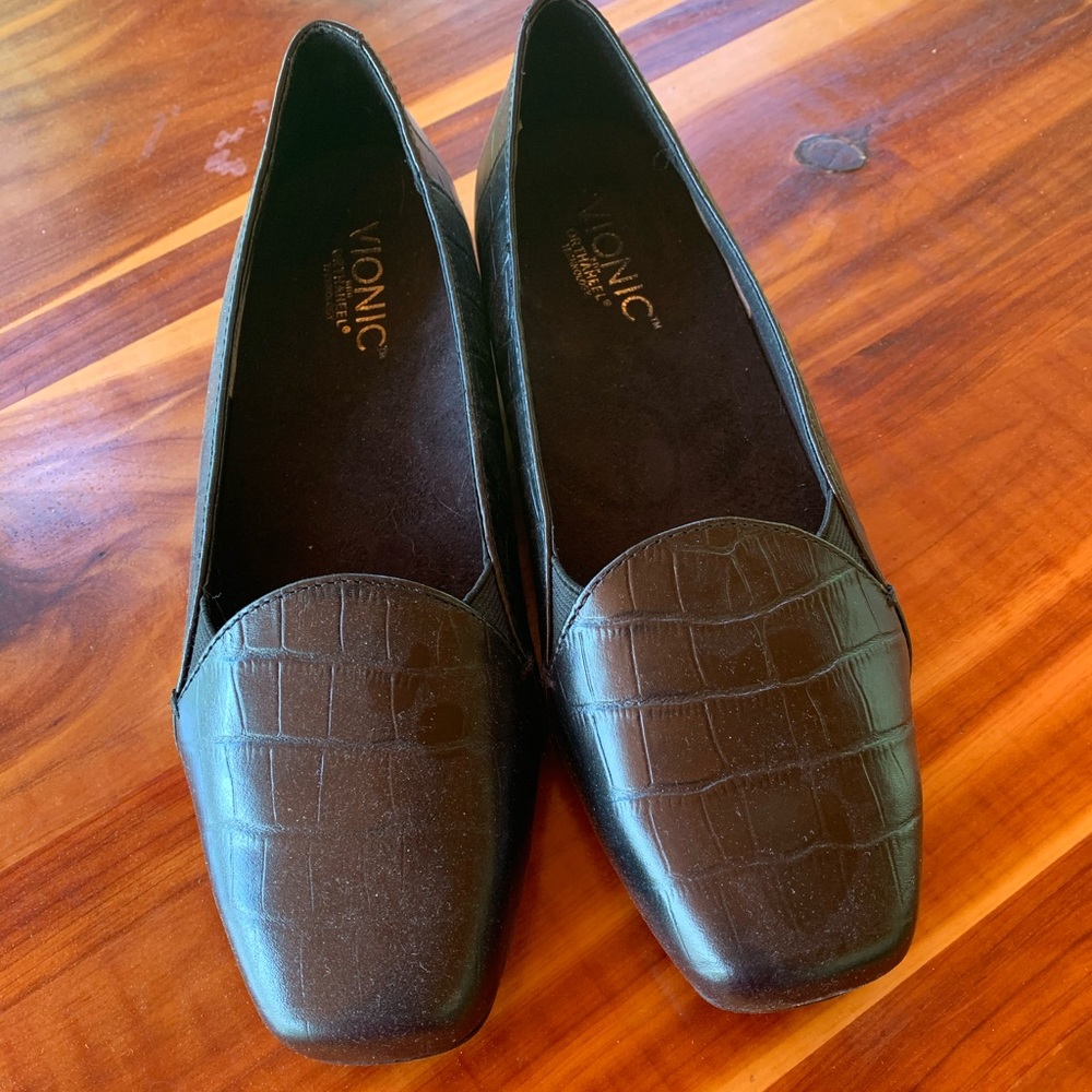 VIONIC BLACK DRESS SHOES size 7.5